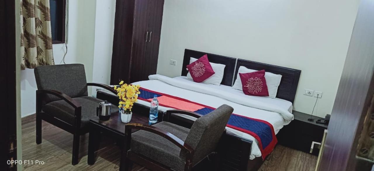 Kundan Plaza Jasola 3*